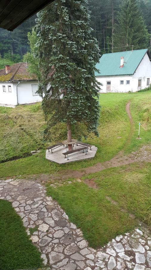 Apartmani Kosuta Tjentište Kültér fotó